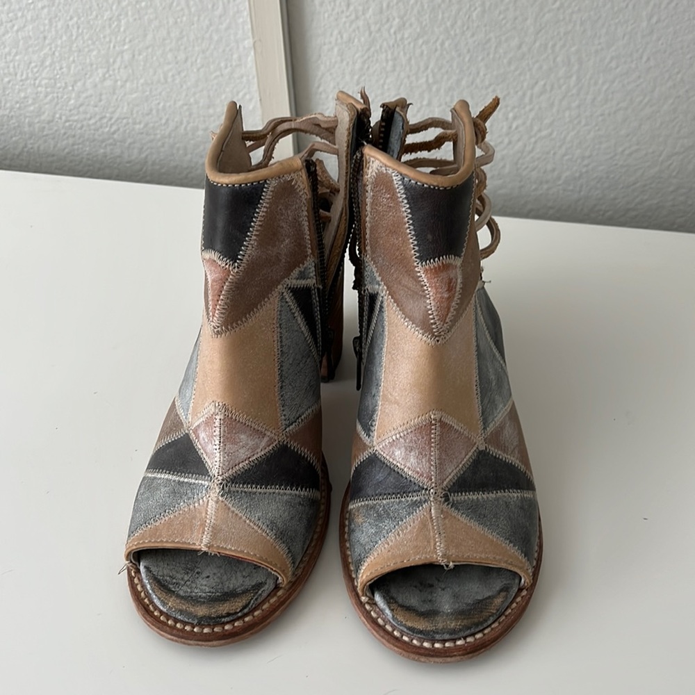 Freebird Heels Size 9